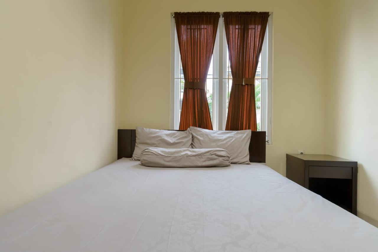 Dago Suites Syariah Cikarang Mitra Reddoorz Bekasi Exterior foto